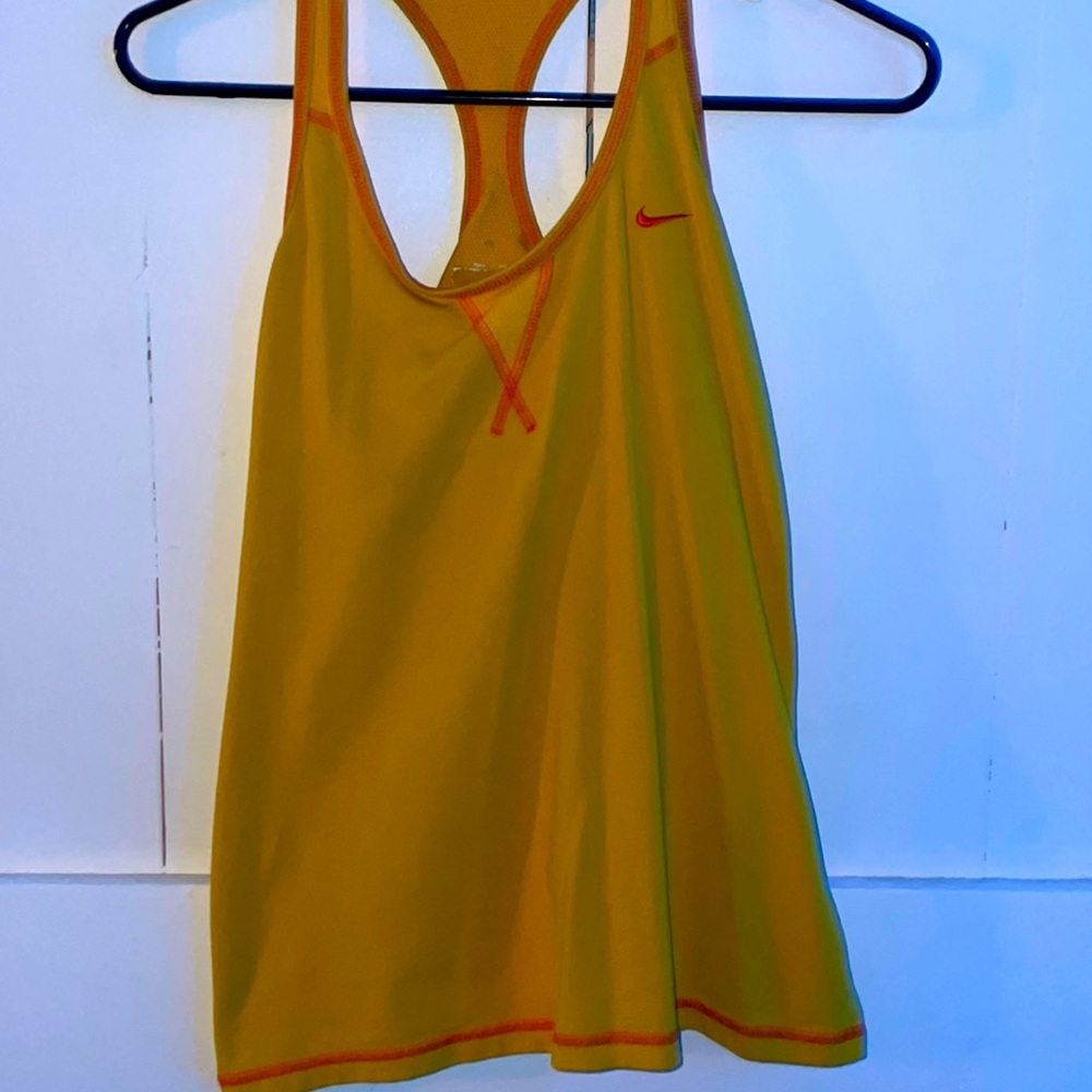 nike tank top
